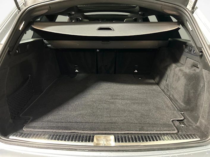 image du véhicule MERCEDES-BENZ E 220