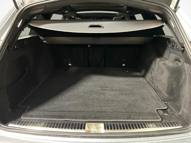 MERCEDES-BENZ E 220 d AMG Line 4matic Kombi