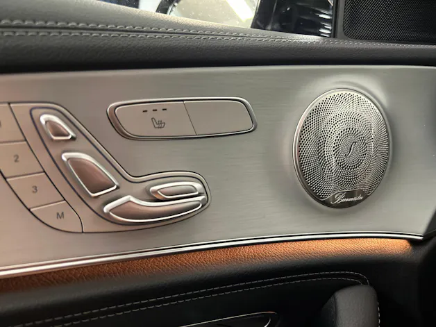 MERCEDES-BENZ E 220 d AMG Line 4matic Kombi