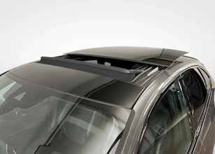 https://vehicle.imgix.net/4440462/82c32a49-7104-4b37-a465-fcf5d6d85c4d.jpg