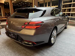 Genesis G70 Shooting Brake 2.0T Premium