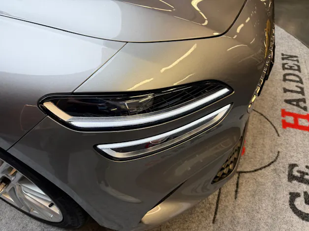 Genesis G70 Shooting Brake 2.0T Premium