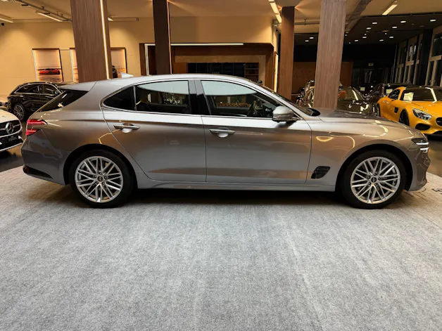 Genesis G70 Shooting Brake 2.0T Premium