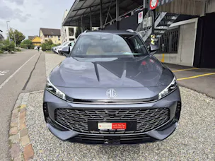 MG HS 1.5 Hybrid Luxury