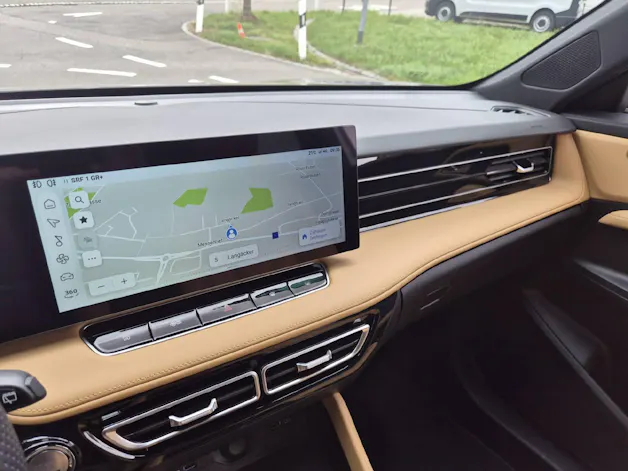 MG HS 1.5 Hybrid Luxury