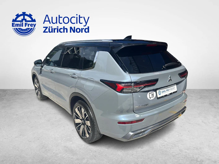 Fahrzeugbild MITSUBISHI OUTLANDER