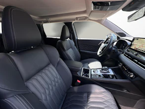 https://vehicle.imgix.net/4440506/7685bebc-cd87-456d-b24a-0c4acf810696.jpg