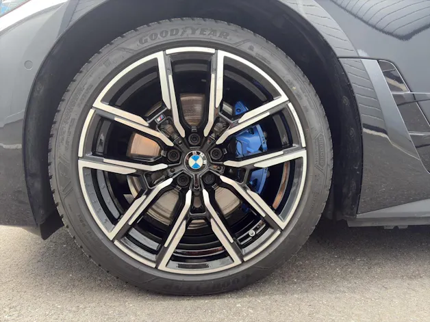 BMW i4 M50