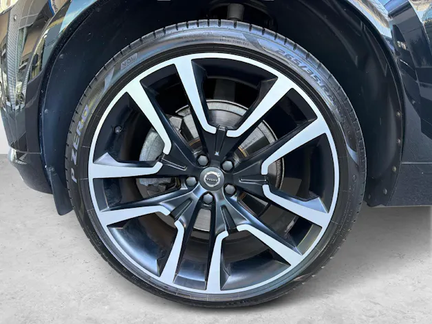 VOLVO XC60 2.0 T6 TE R-Design eAWD