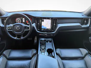 VOLVO XC60 2.0 T6 TE R-Design eAWD