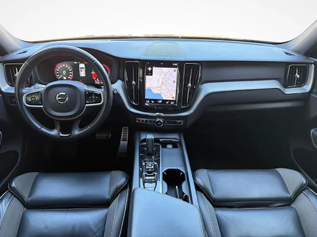 VOLVO XC60 2.0 T6 TE R-Design eAWD