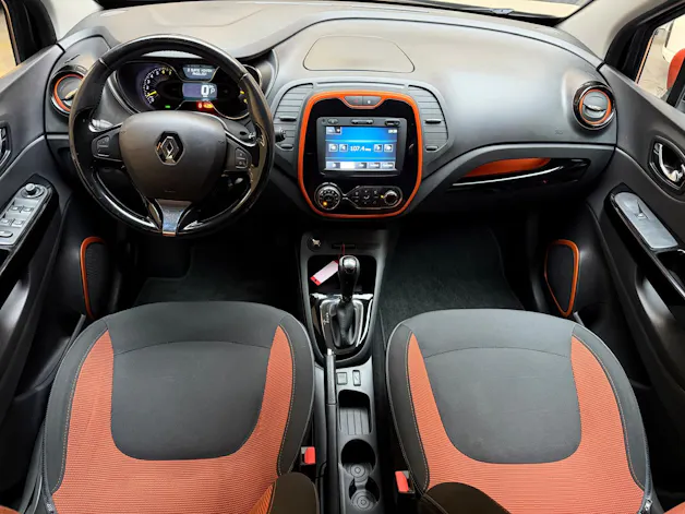 RENAULT Captur 1.2 TCe Dynamique EDC