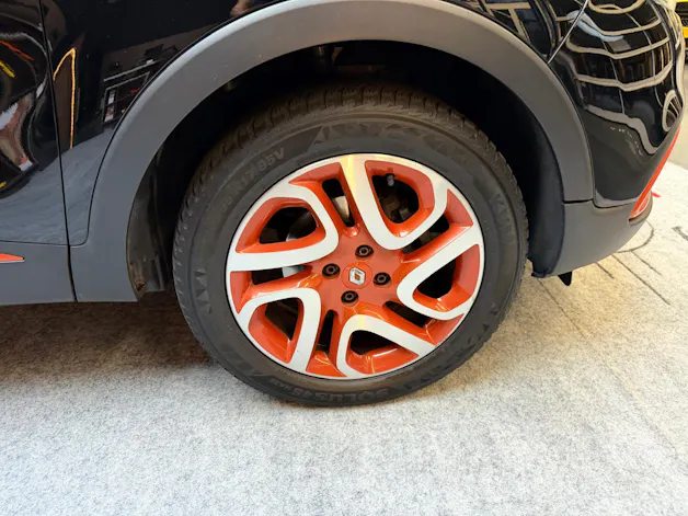 RENAULT Captur 1.2 TCe Dynamique EDC