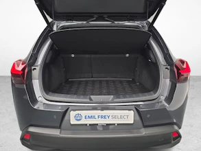 https://vehicle.imgix.net/4440625/992b03e6-a986-435d-b44b-261ae328dfcd.jpg