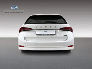 SKODA Octavia Combi 1.0 TSI Ambition DSG