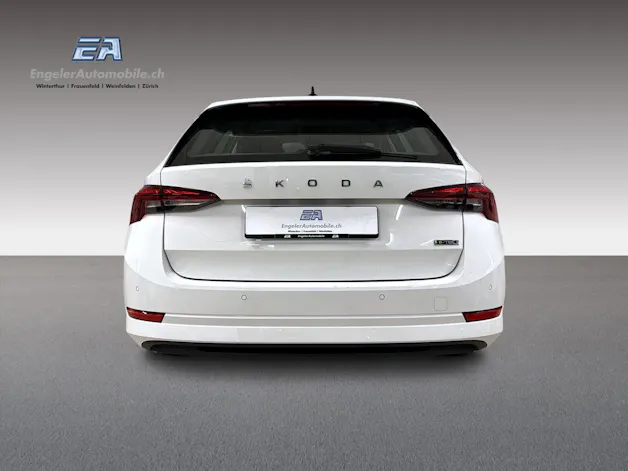 SKODA Octavia Combi 1.0 TSI Ambition DSG