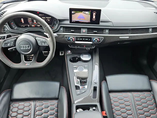 AUDI RS4 Avant 2.9 V6 TFSI quattro T-Tronic