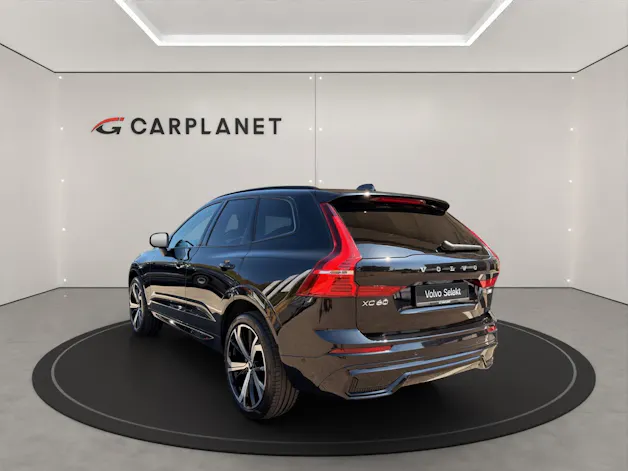 VOLVO XC60 2.0 B4 MH Ultimate Dark AWD