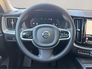 VOLVO XC60 2.0 B4 MH Ultimate Dark AWD