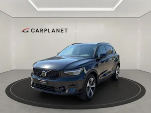 VOLVO XC40 2.0 B4 MH Plus Dark