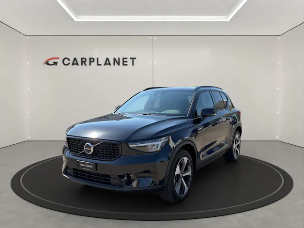 VOLVO XC40 2.0 B4 MH Plus Dark