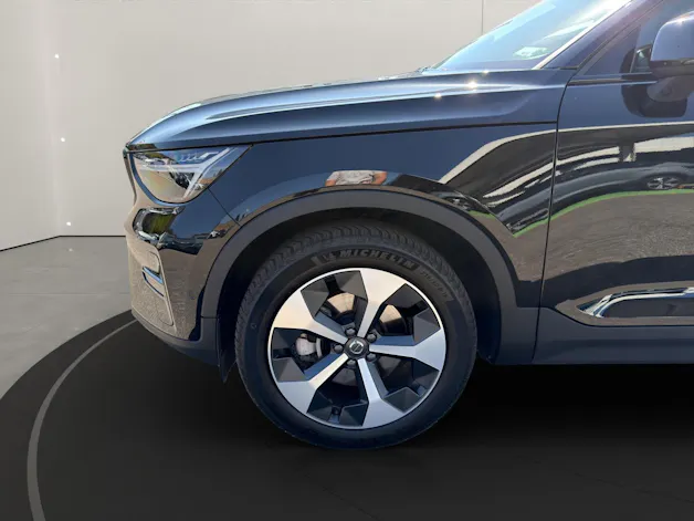 VOLVO XC40 2.0 B4 MH Plus Dark