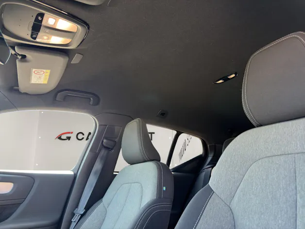 VOLVO XC40 2.0 B4 MH Plus Dark