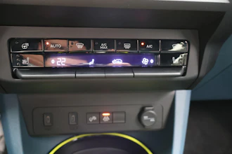 https://vehicle.imgix.net/4440716/c69624ed-29b2-4238-9bd3-792847634deb.JPG