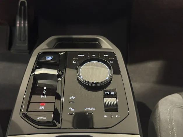 BMW iX xDrive60