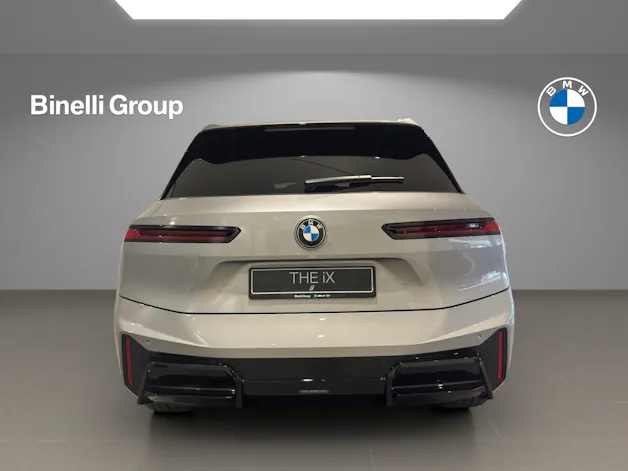 BMW iX xDrive60