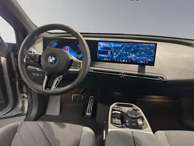 BMW iX xDrive60
