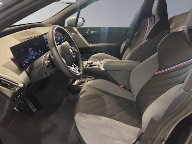 BMW iX xDrive60