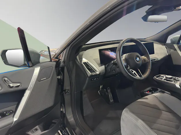 BMW iX xDrive60