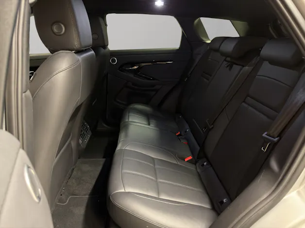 Land Rover Range Rover Evoque 1.5 T 270e Dynamic SE