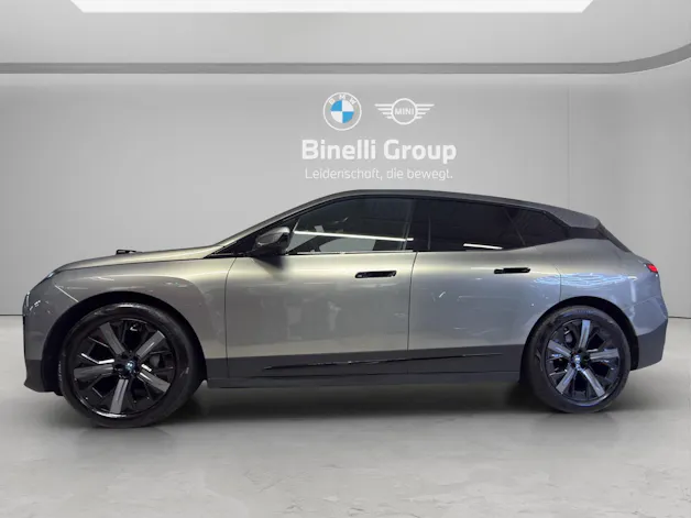 BMW iX xDrive50