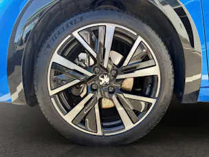 PEUGEOT 208 1.2 PureTech 130 GT Pack