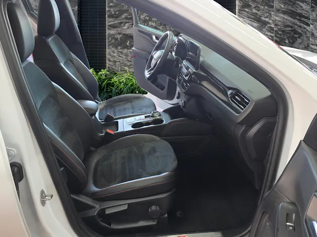 FORD Kuga 2.5 Plug-in Hybrid ST-Line X