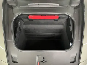 PORSCHE 911 Carrera 4 GTS