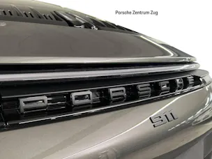 PORSCHE 911 Carrera 4 GTS