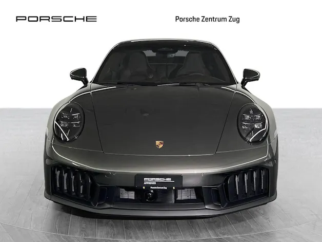 PORSCHE 911 Carrera 4 GTS