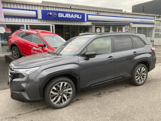 Subaru Forester Station 2.0i e-Boxer Luxury