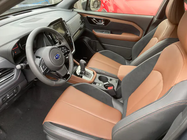 Subaru Forester Station 2.0i e-Boxer Luxury