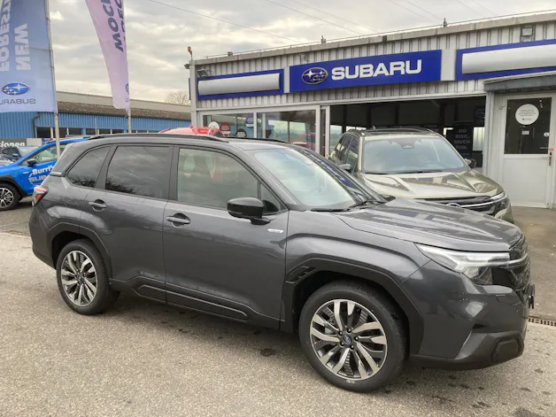Subaru Forester Station 2.0i e-Boxer Luxury