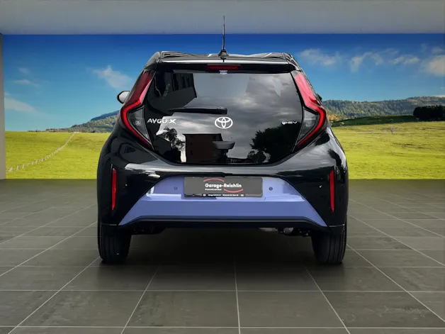Toyota Aygo X 1.5 VVT-i HSD Trend