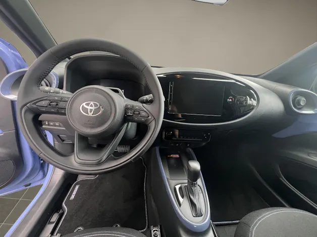 Toyota Aygo X 1.5 VVT-i HSD Trend