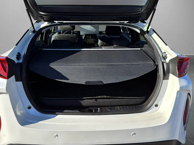 Toyota Prius 1.8 VVTi HSD Plug-In Solar