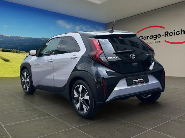 Toyota Aygo X 1.5 VVT-i HSD Trend