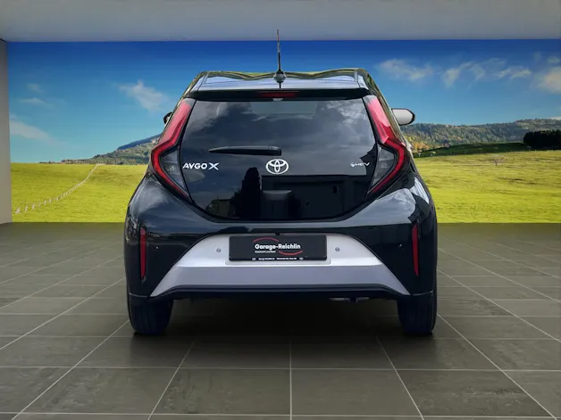 Toyota Aygo X 1.5 VVT-i HSD Trend