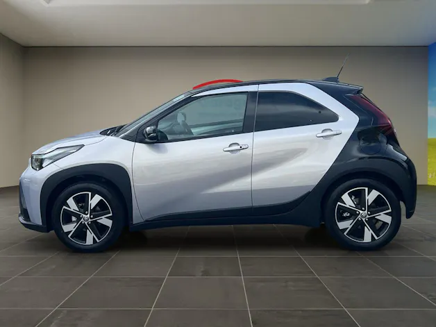 Toyota Aygo X 1.5 VVT-i HSD Trend