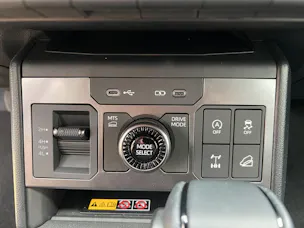 Toyota Hilux Double Cab.-Pick-up 2.8 D-4D MHEV 204 Style